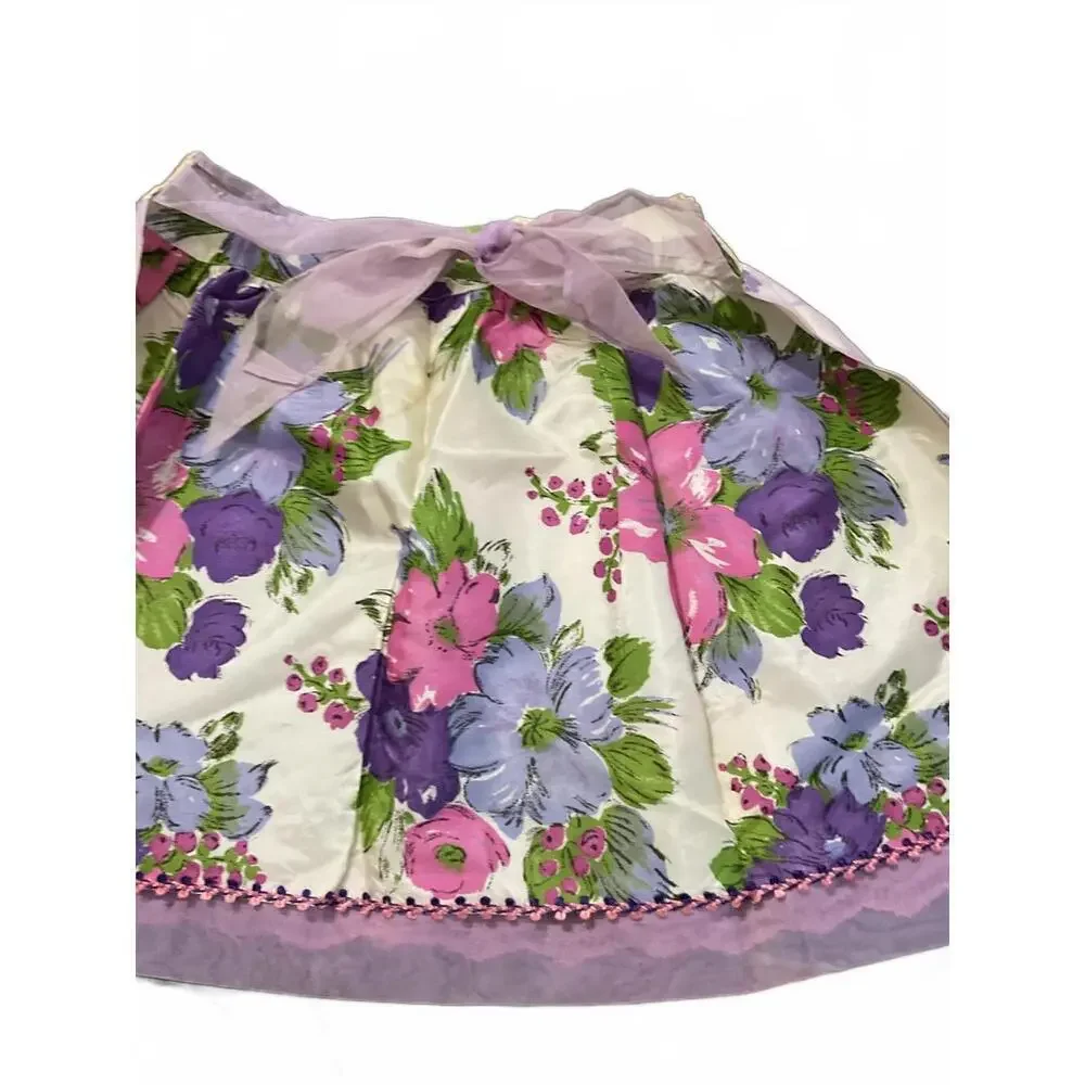 Vintage Floral Organza apron with Decorative Pocket and Lace Trim
